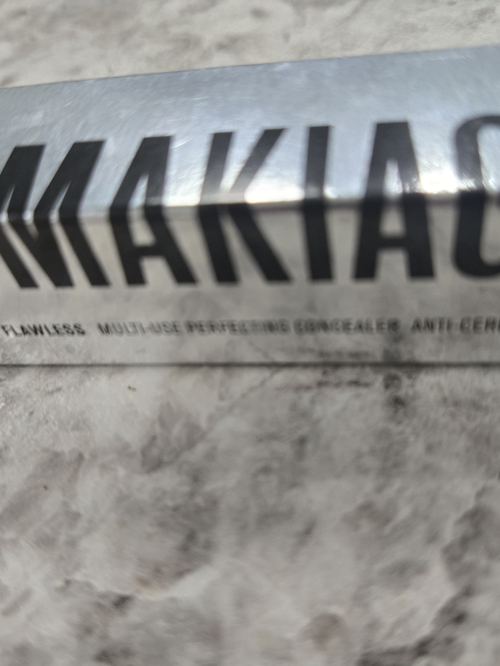Two IL MAKIAGE Flawless Full-Coverage Concealers - Beige - Picture 4 of 7